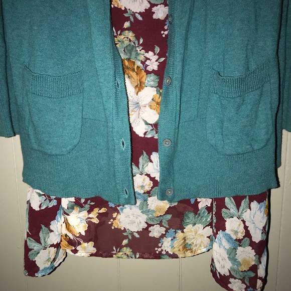 Teal cardigan & maroon spaghetti strap dress - Picture 3 of 4